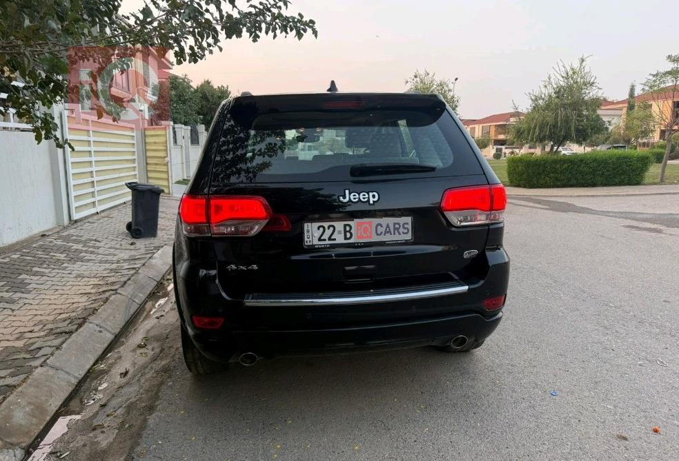 جیپ گراند شیرۆکی